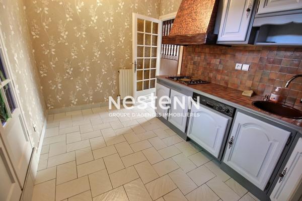 Venissieux Limite St Fons: Maison individuelle sur une parcelle de 570m2