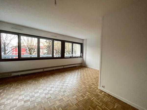 Location Appartement 3 pièces 68 m² - Paris 75013
