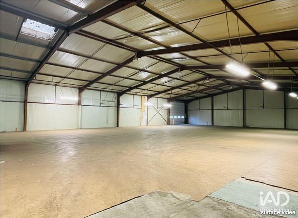 Local d’activité à vendre 1 055 m² Montilliers