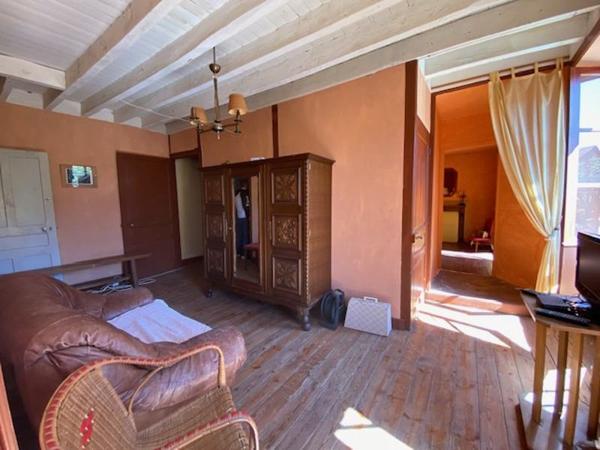 Maison à vendre |  Rochechouart |  4 pièces | 138 m²