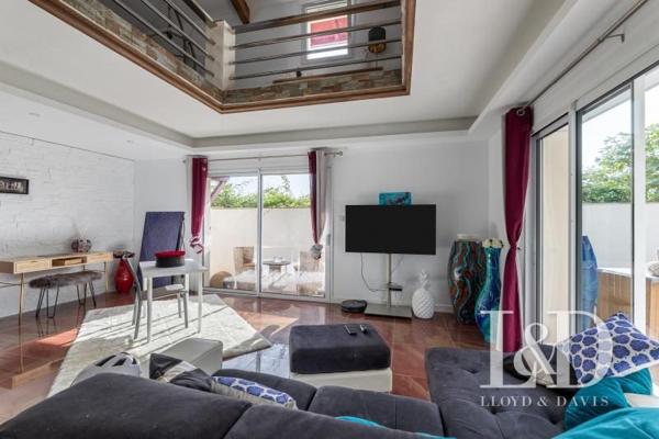  MAISON  AVEC PISCINE à ST PEE SUR NIVELLE!