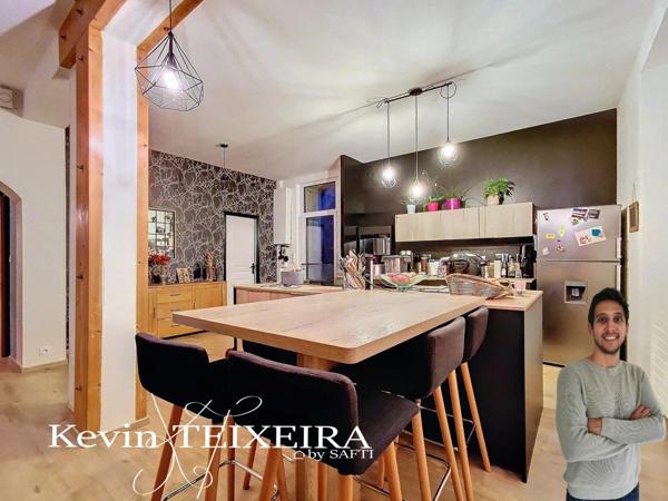 Maison de Maître centre ville de Durtal avec 5 chambres