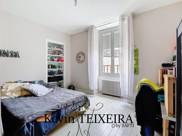 Maison de Maître centre ville de Durtal avec 5 chambres