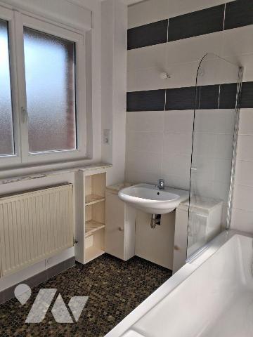 A VENDRE situé au coeur de Rosendael, Bel appartement de 95m², en excellent état, comme neuf, s...