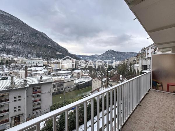 Charmant appartement avec grand balcon