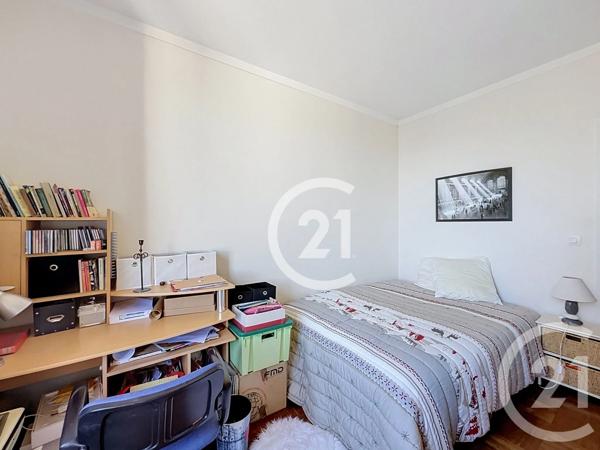 Appartement F4 à vendre  4 pièces - 85 m 2   CAEN  - 14