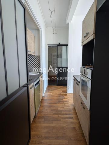 Appartement à CHERBOURG-EN-COTENTIN, 50100 - 2 pièces 52m²