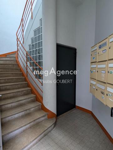 Appartement à CHERBOURG-EN-COTENTIN, 50100 - 2 pièces 52m²