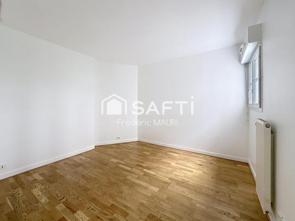 2 pièces avec loggia, calme & charme à Courbevoie