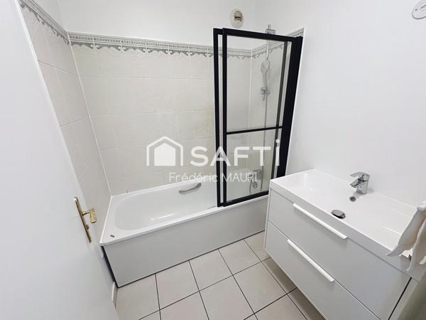 2 pièces avec loggia, calme & charme à Courbevoie