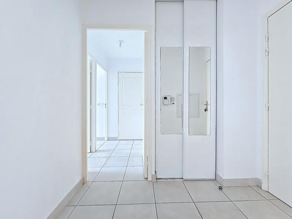 Appartement 3 pièces 60 m² avec 2 parkings