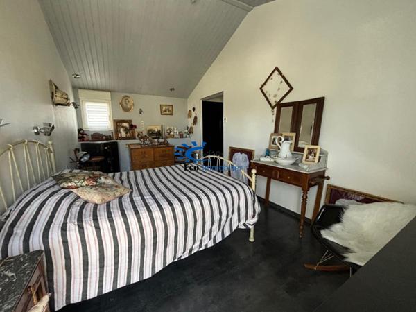 PROPRIETE 220 M² 4 CHAMBRES 3 GARAGES PISCINE  Dompierre sur mer