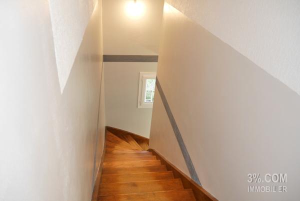 MAISON NON MITOYENNE À ÉTAGE DE 108 m² AU CALME EN IMPASSE, 3 CHAMBRES, JARDIN CLOS DE 613 m²  Les Sorinières (44840)