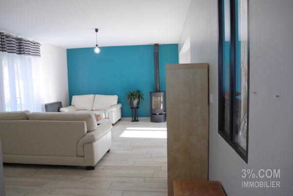 MAISON NON MITOYENNE À ÉTAGE DE 108 m² AU CALME EN IMPASSE, 3 CHAMBRES, JARDIN CLOS DE 613 m²  Les Sorinières (44840)