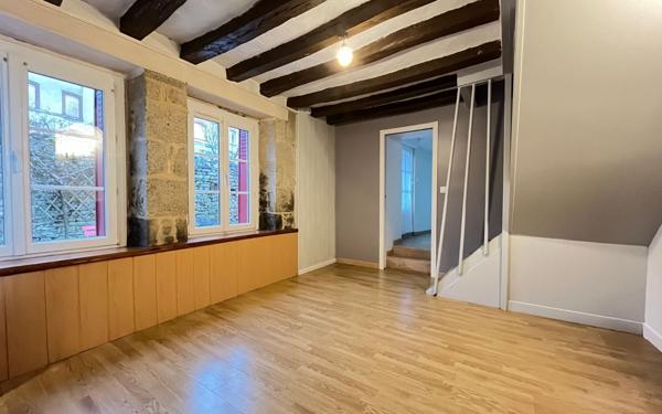 Maison à vendre    5 pièces •  Alençon