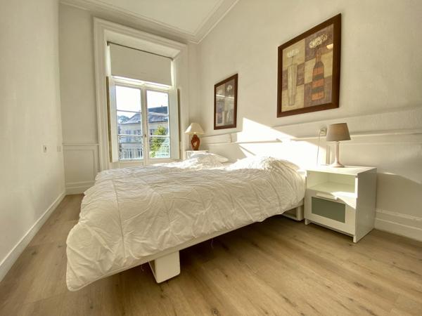 A vendre à 2 pas du port de VANNES appartement rénové