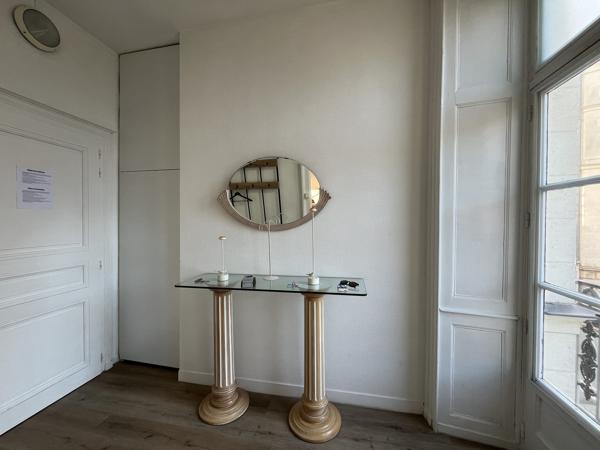 A vendre à 2 pas du port de VANNES appartement rénové