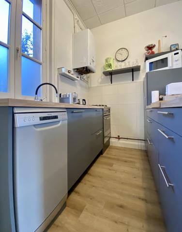 A vendre à 2 pas du port de VANNES appartement rénové