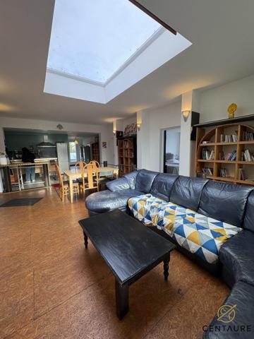 Maison individuelle d'architecte aux volumes exceptionnels sur terrain de 900 m2