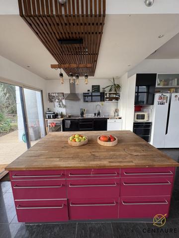 Maison individuelle d'architecte aux volumes exceptionnels sur terrain de 900 m2