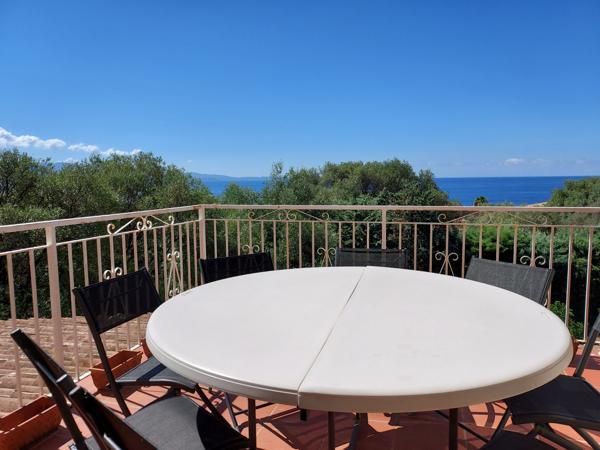 Route des Sanguinaires Villa avec 2 appartements F5 et dépendances 365m² vue mer
