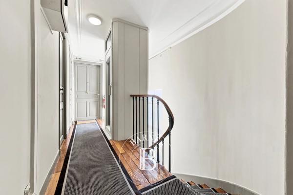 Paris 3ème, Appartement 1 Chambre -  71 m² à vendre