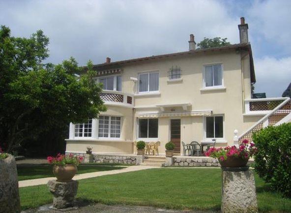 BELLE MAISON