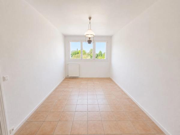 Appartement à vendre 6 pièces MARSEILLE 10EME ARRONDISSEMENT (13)