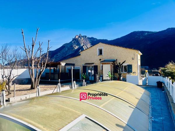 Havre de paix au coeur de la nature - superbe maison 5 pièces sur terrain plat, à découvrir !