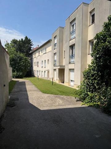 Appartement lumineux et paisible, proche commodités