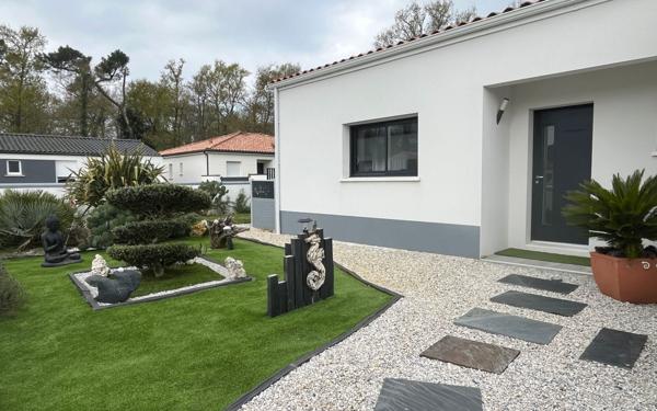 Maison à vendre    3 pièces •  Étaules