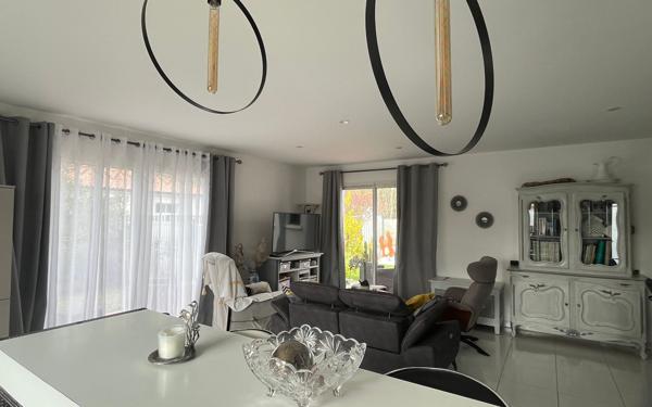 Maison à vendre    3 pièces •  Étaules