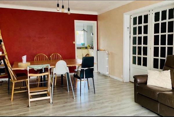 Nouveau Prix "Maison familiale proche de toutes commodités"