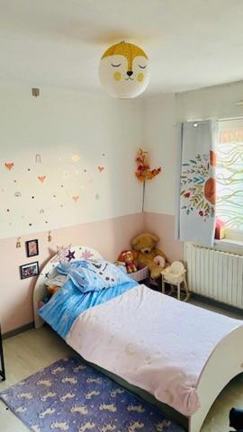 Nouveau Prix "Maison familiale proche de toutes commodités"