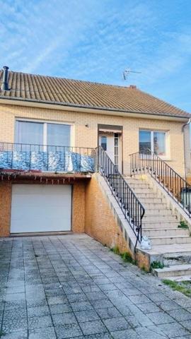 Nouveau Prix "Maison familiale proche de toutes commodités"