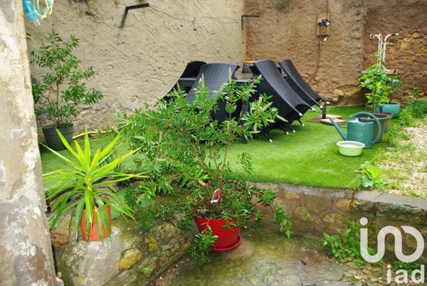 Appartement 4 pièces de 114 m² à Mèze (34140)