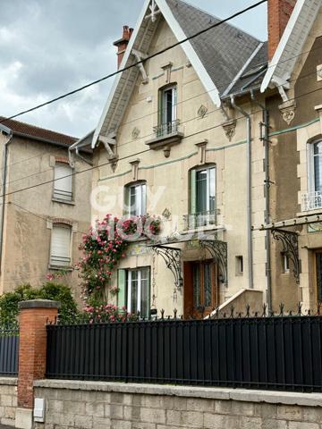 Grande maison 6 chambres à VESOUL