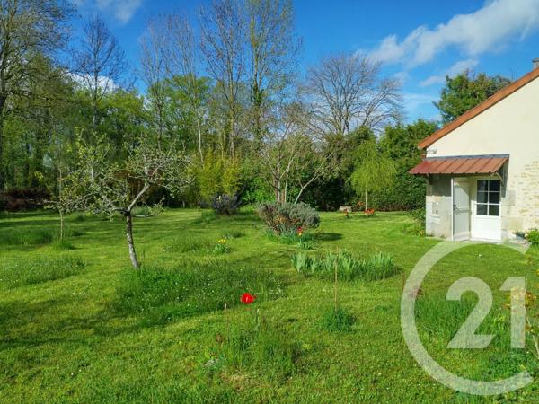 Maison à vendre  5 pièces - 117 m 2   ETAIS LA SAUVIN  - 89