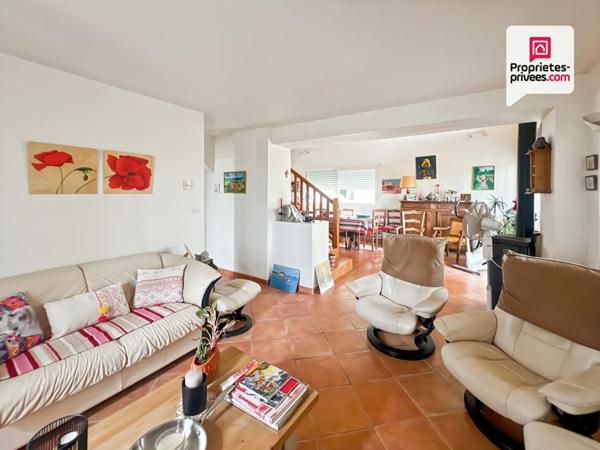Propriété avec 2 maisons - séchoir réhabilitable et double garage