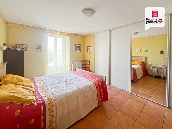 Propriété avec 2 maisons - séchoir réhabilitable et double garage