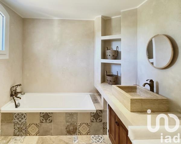 Maison à vendre 6 pièces 230 m² La Crau