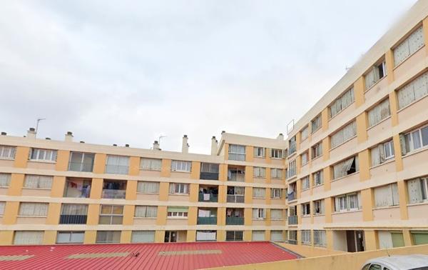 À Marseille 14, appartement T2