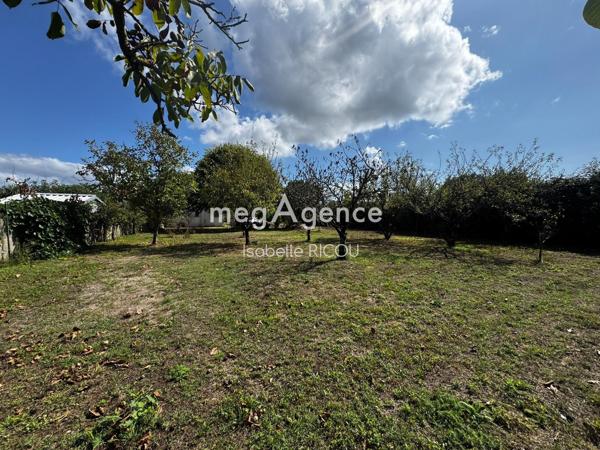 Terrain à DOLUS-D'OLERON, 17550 - 721m²