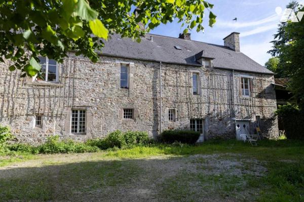 MARTINVAST et SIDEVILLE (50690)- HABITATION, DEPENDANCES, CENTRE EQUESTRE ET TERRES AGRICOLES