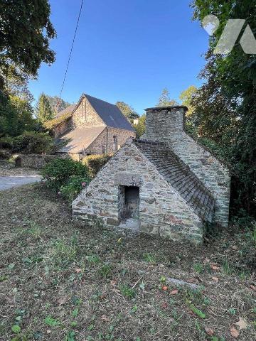 MARTINVAST et SIDEVILLE (50690)- HABITATION, DEPENDANCES, CENTRE EQUESTRE ET TERRES AGRICOLES