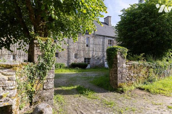 MARTINVAST et SIDEVILLE (50690)- HABITATION, DEPENDANCES, CENTRE EQUESTRE ET TERRES AGRICOLES