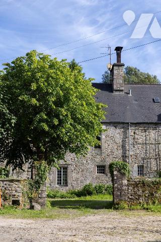 MARTINVAST et SIDEVILLE (50690)- HABITATION, DEPENDANCES, CENTRE EQUESTRE ET TERRES AGRICOLES