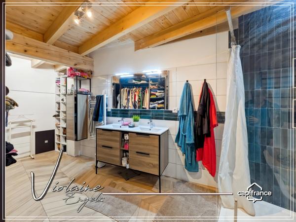 Azille – Maison bourgeoise rénovée de 259 m² avec jardin et garage – cachet, volumes et performance énergétique