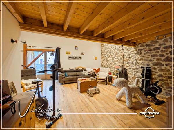 Azille – Maison bourgeoise rénovée de 259 m² avec jardin et garage – cachet, volumes et performance énergétique