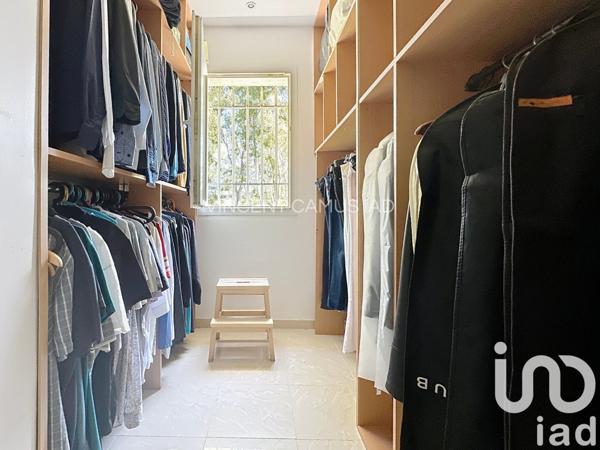 Maison à vendre 5 pièces 188 m² Saint-Cyr-sur-Mer